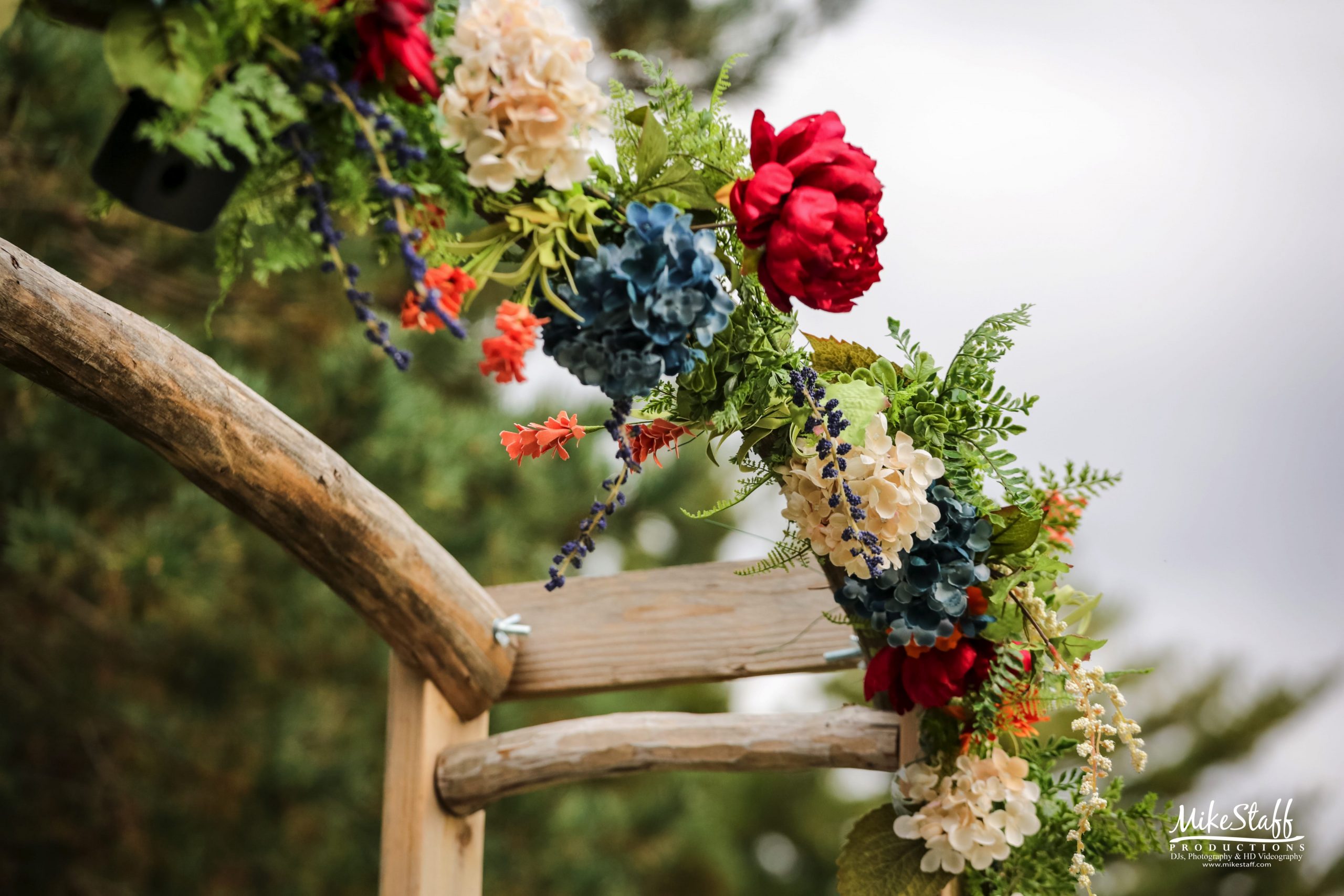 blue and red floral decor