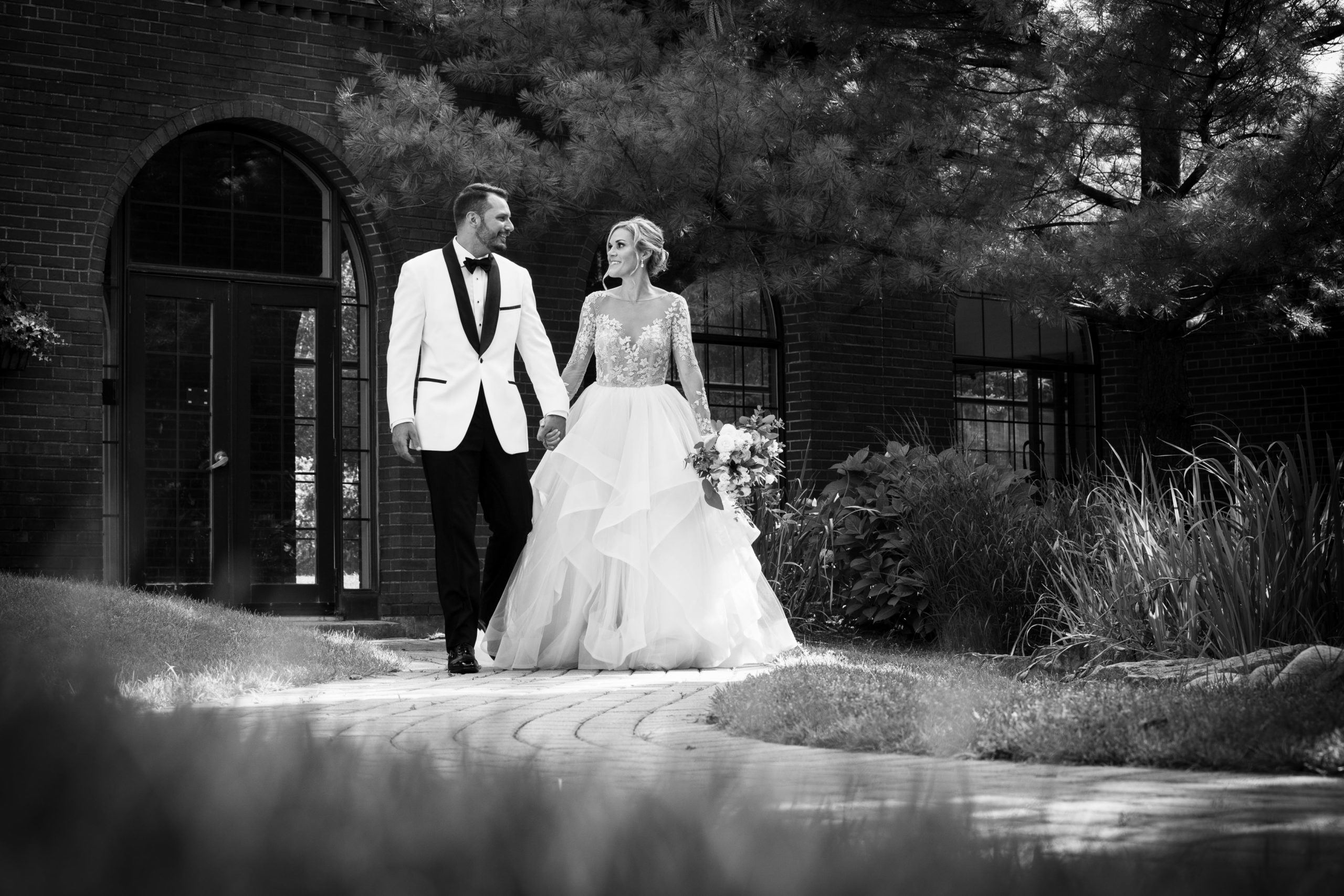 photo-journalistic bride and groom photography style