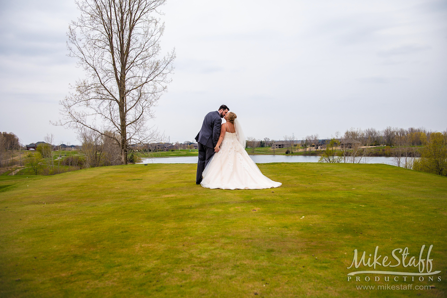 wedding photography at greystone golf club