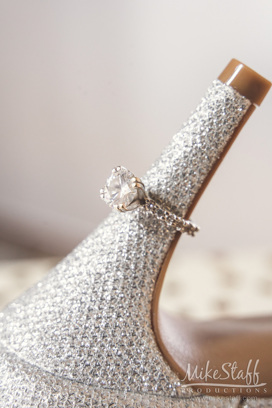 ring on wedding heel