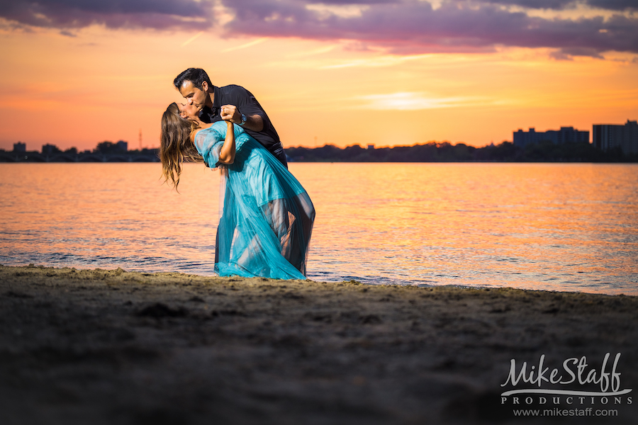 engagement photo locations belle isle water