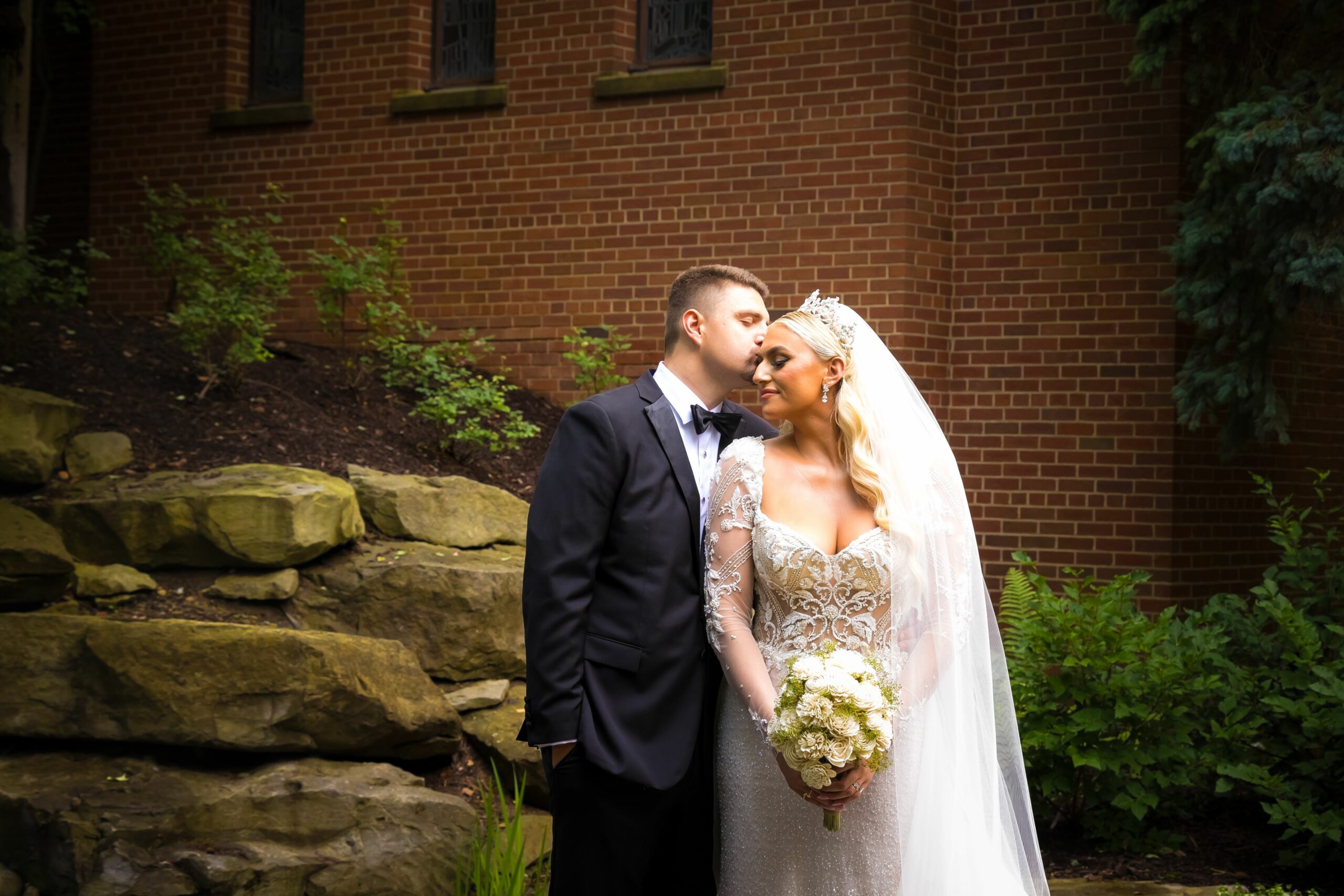 Detroit-Wedding-Photography-at-Saint-Johns-resort-bride-and-groom-on-grounds-of-venue